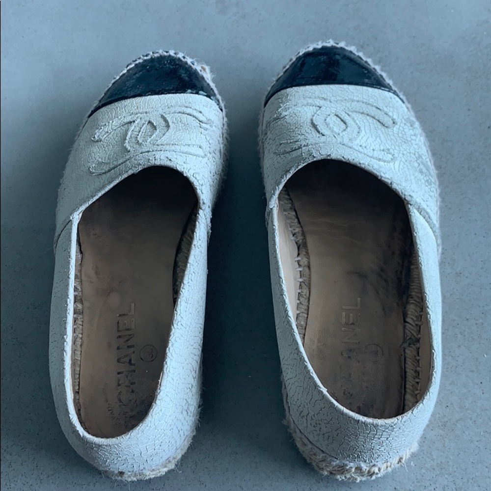 CHANEL ESPADRILLES SIZE 38 EU OR 8 US. AUTHENTIC